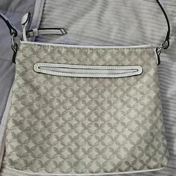 Dana Buchman crossbody purse. Brown, cream, & white. White adjustable strap - Picture 7 of 16